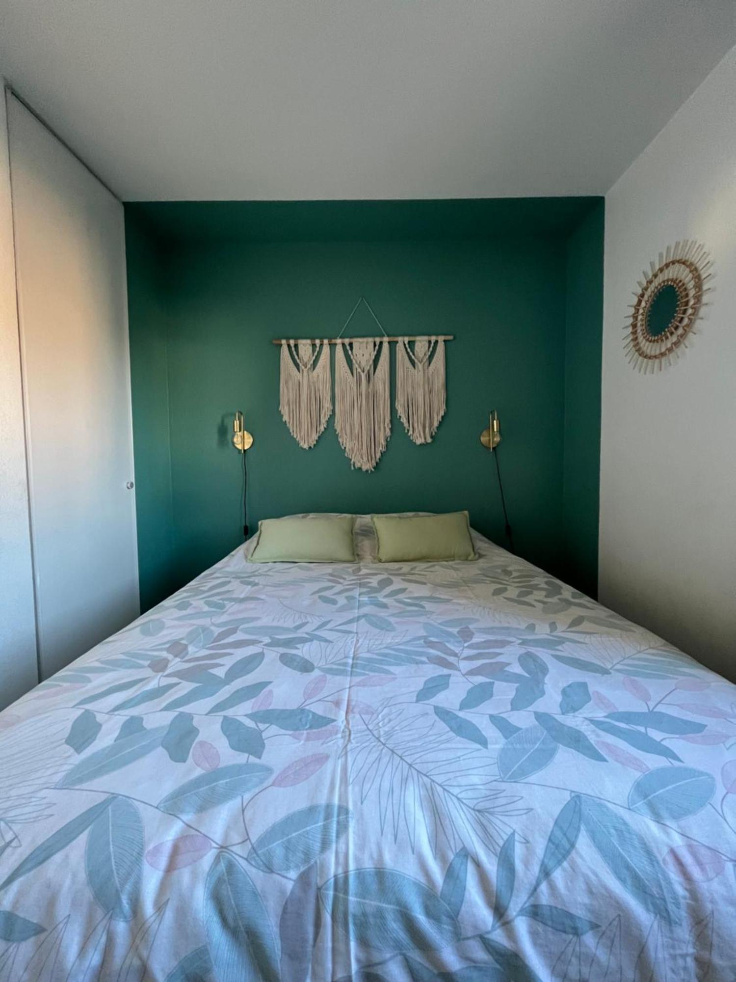 Апартаменти Joli T2/ Tram/ Clim/ Parking/ Wifi/ Piscine Монпельє Екстер'єр фото